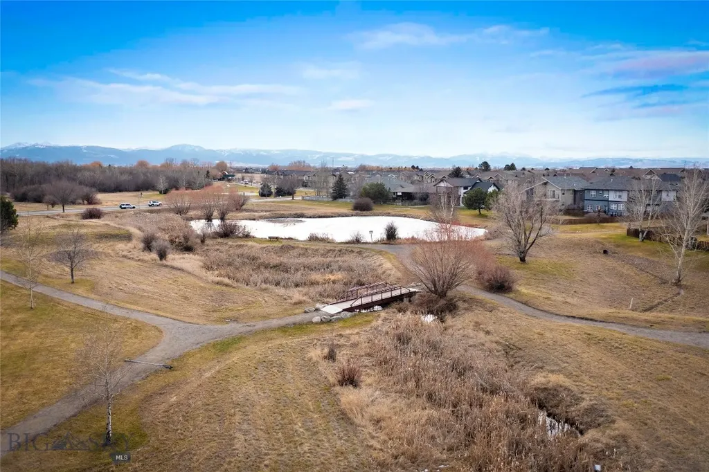 3206 Warbler Way Bozeman MT 59718
