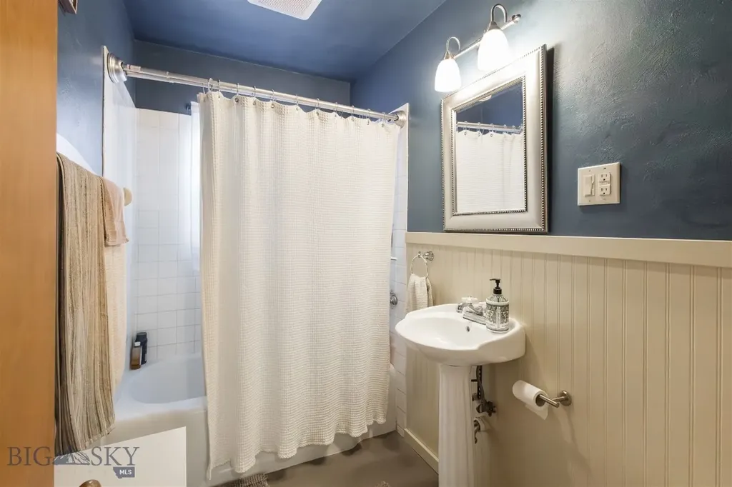 1232 N 8th Avenue Bozeman MT 59715