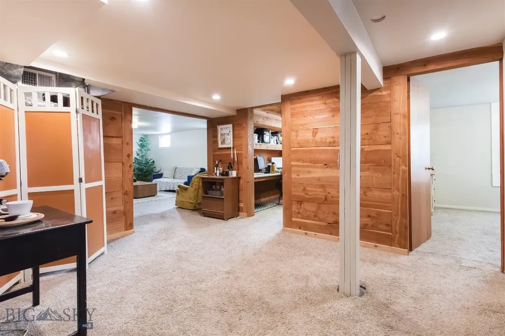 1232 N 8th Avenue Bozeman MT 59715