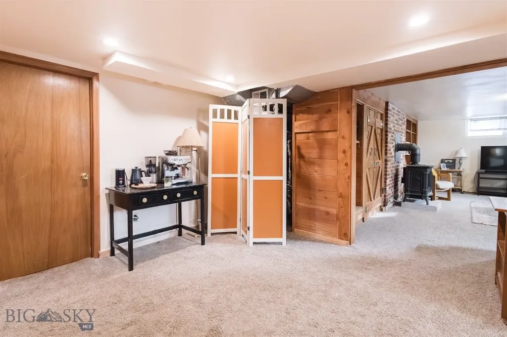 1232 N 8th Avenue Bozeman MT 59715