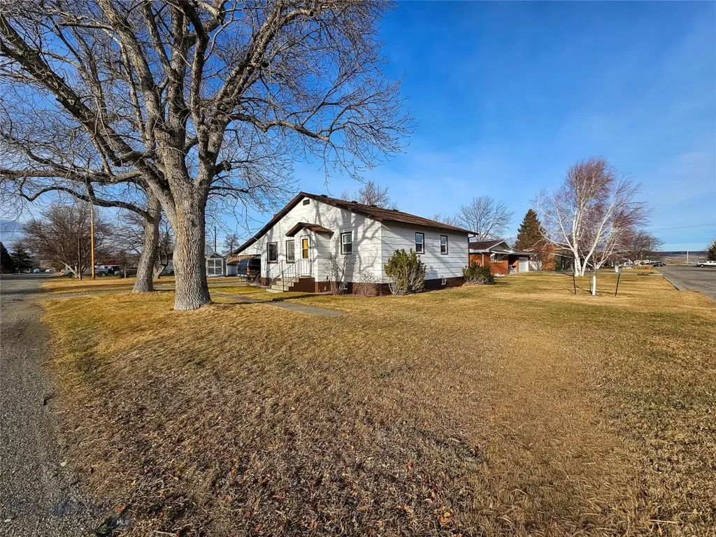 619 Everett Street Big Timber MT 59011