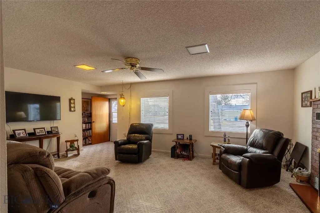 619 Everett Street Big Timber MT 59011