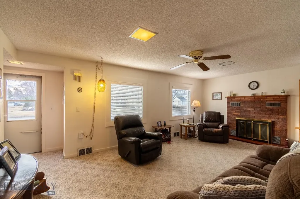 619 Everett Street Big Timber MT 59011