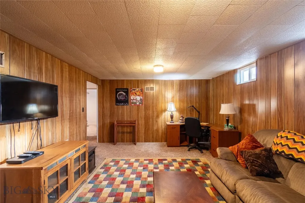 619 Everett Street Big Timber MT 59011
