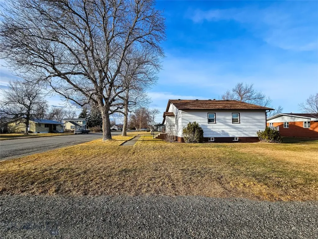 619 Everett Street Big Timber MT 59011