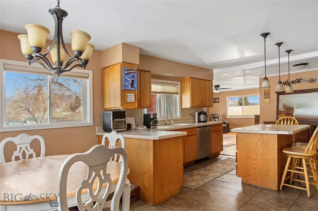 2541 S Main Street Butte MT 59701