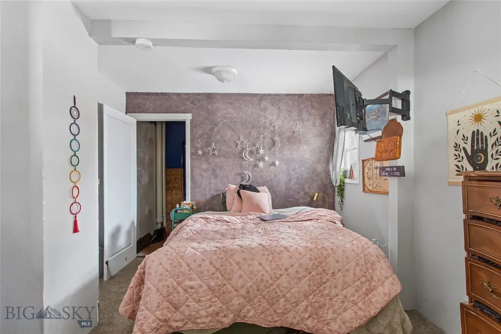 2541 S Main Street Butte MT 59701