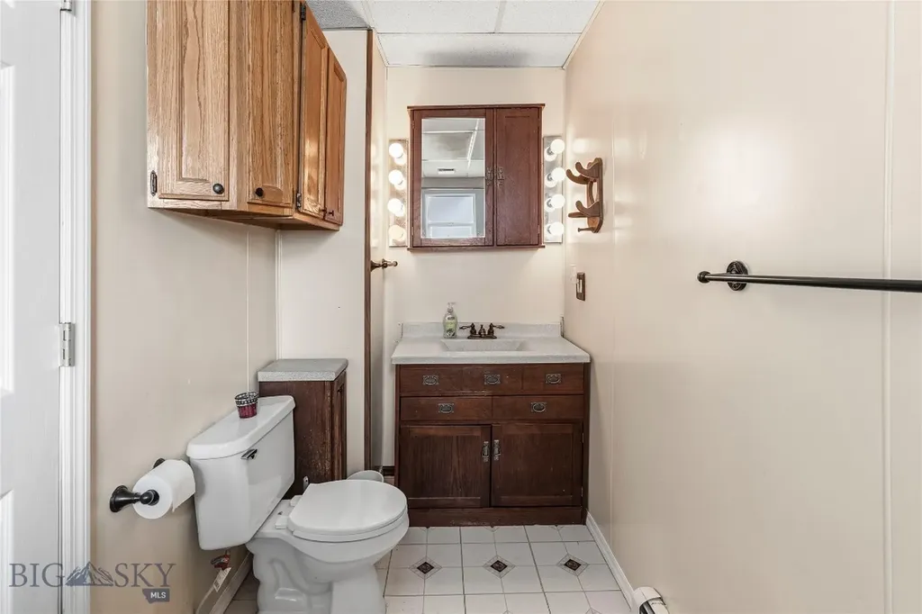 1810 Thornton Avenue Butte MT 59701