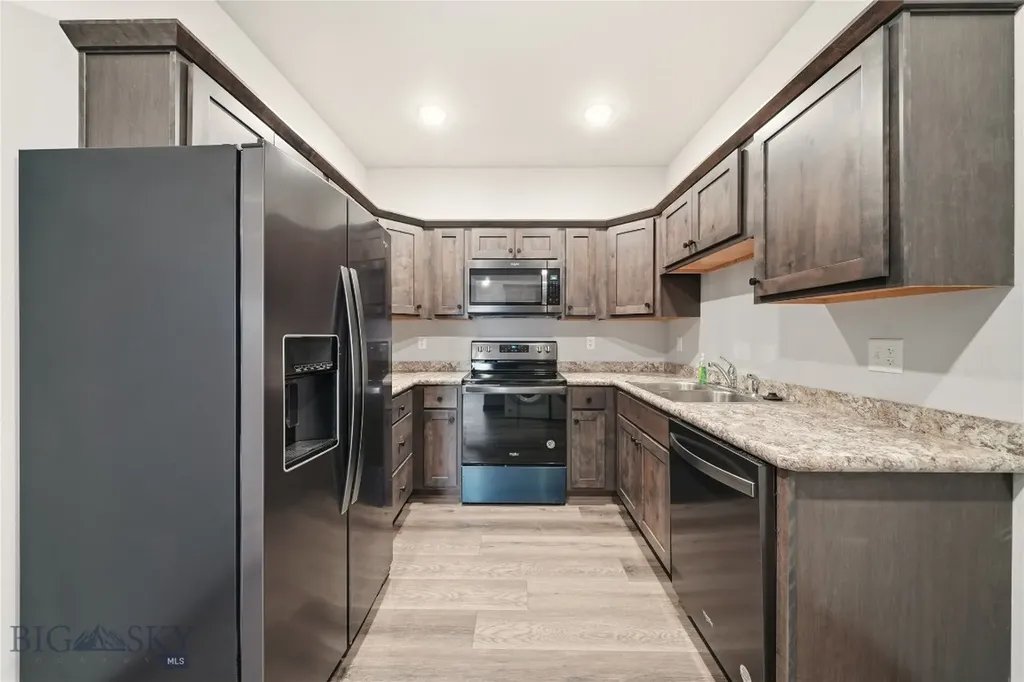 1408 N Jackrabbit Lane Belgrade MT 59714