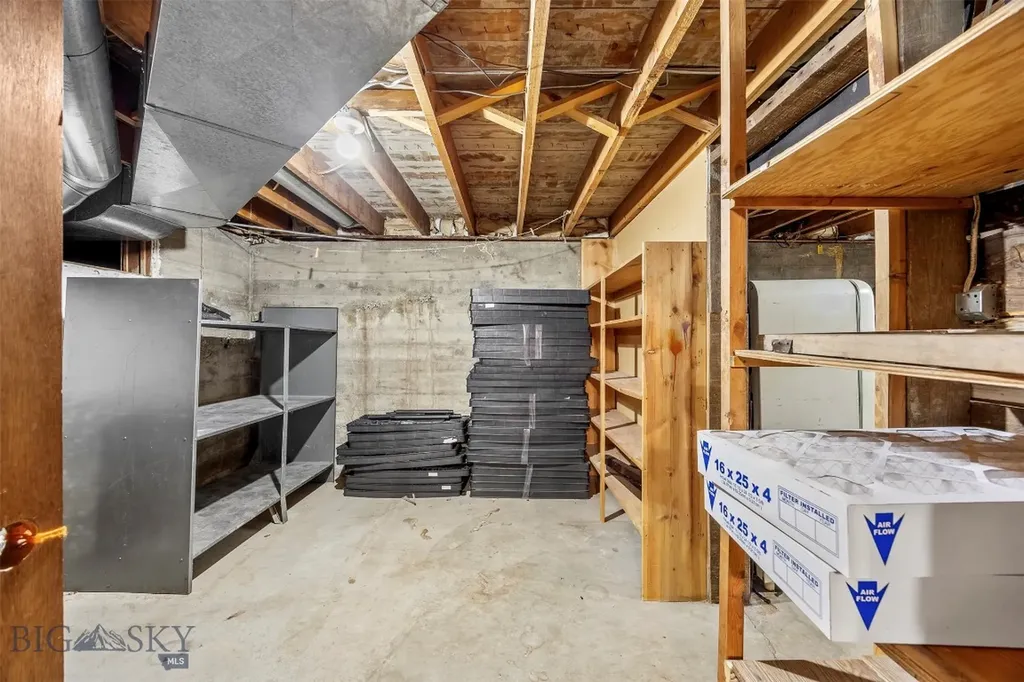 1610 Gilman Butte MT 59701