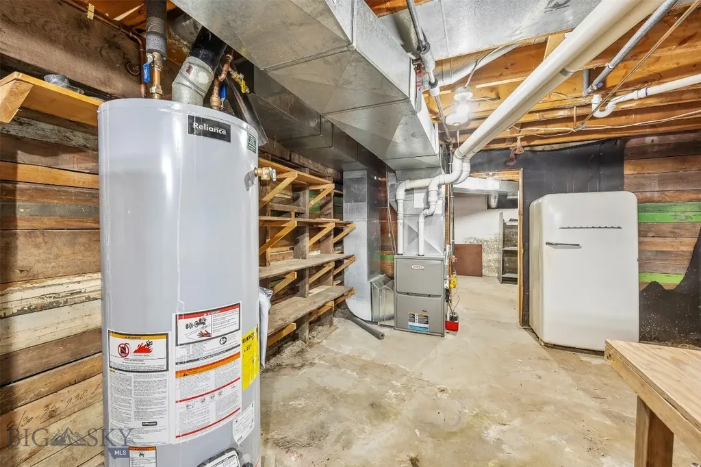 1610 Gilman Butte MT 59701