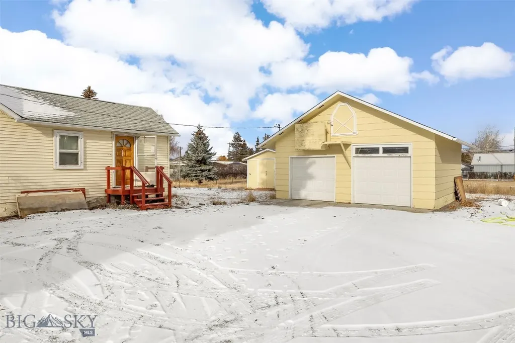1610 Gilman Butte MT 59701