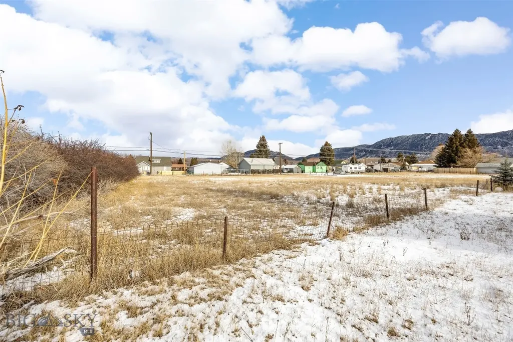 1610 Gilman Butte MT 59701