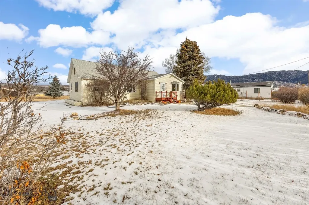1610 Gilman Butte MT 59701