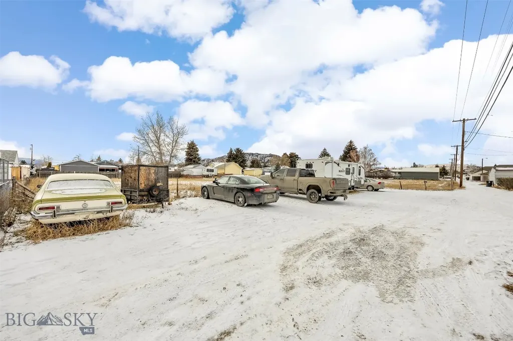 1610 Gilman Butte MT 59701