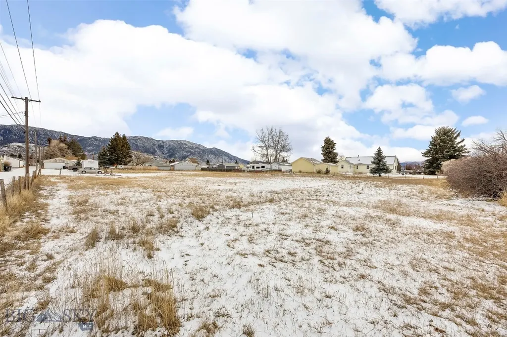 1610 Gilman Butte MT 59701