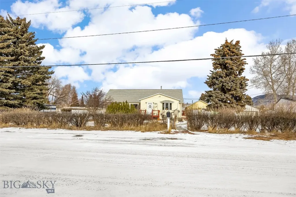1610 Gilman Butte MT 59701