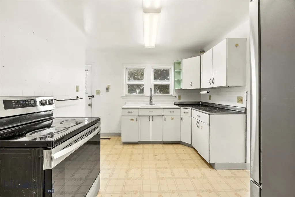 1610 Gilman Butte MT 59701