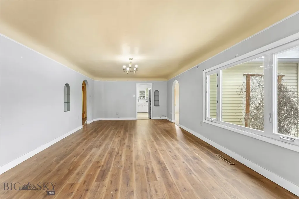 1610 Gilman Butte MT 59701