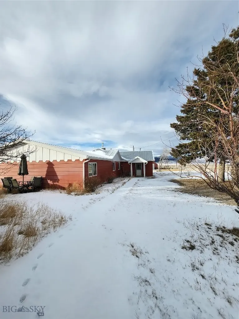 2700 Fairmont Anaconda MT 59711