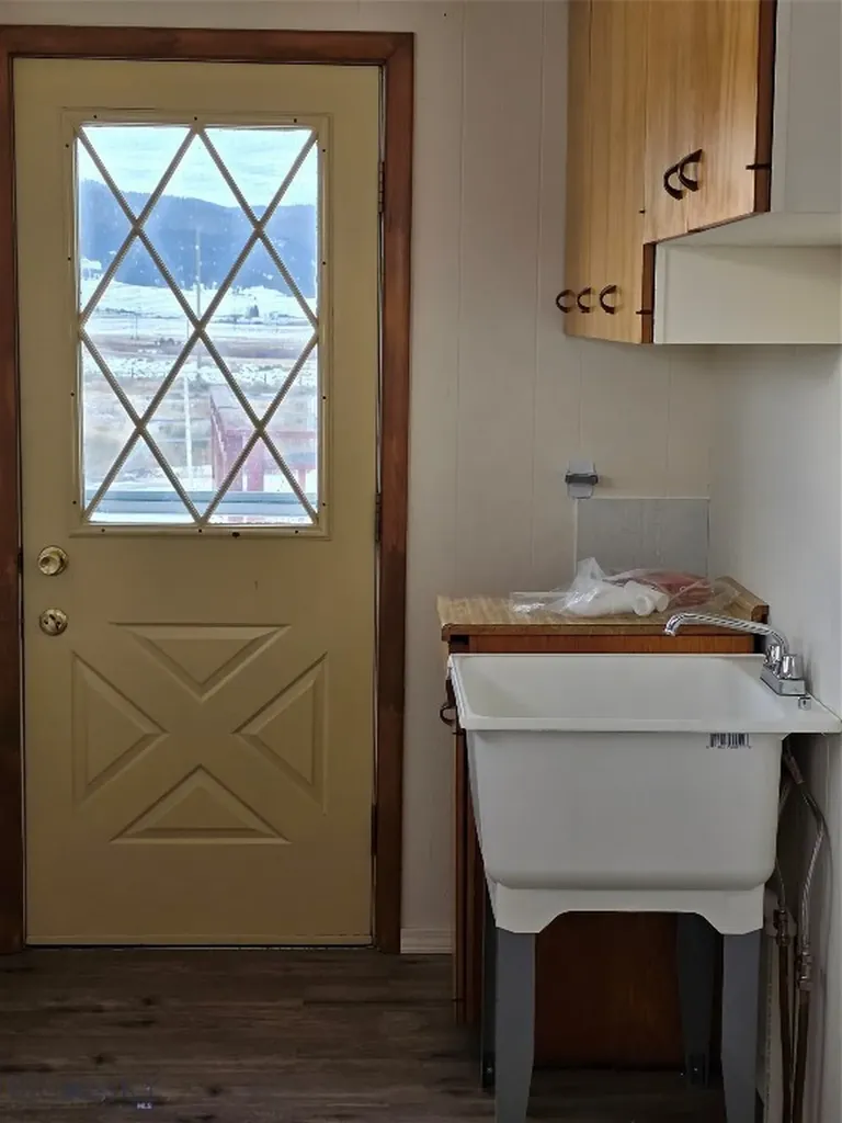 2700 Fairmont Anaconda MT 59711