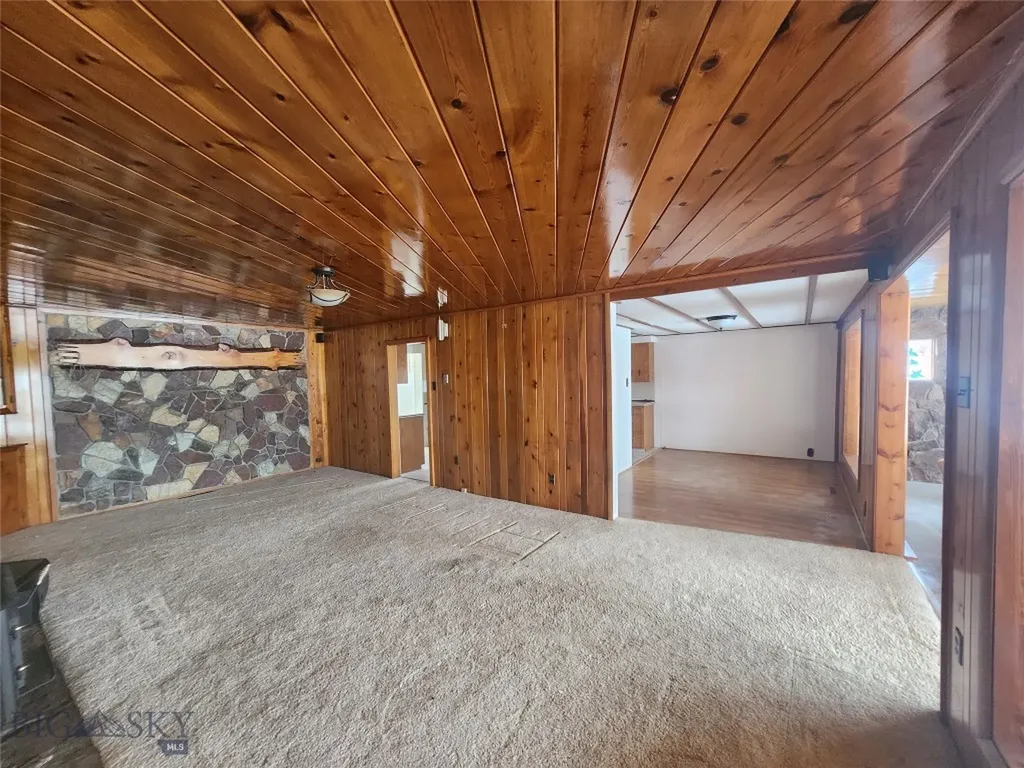 2700 Fairmont Anaconda MT 59711