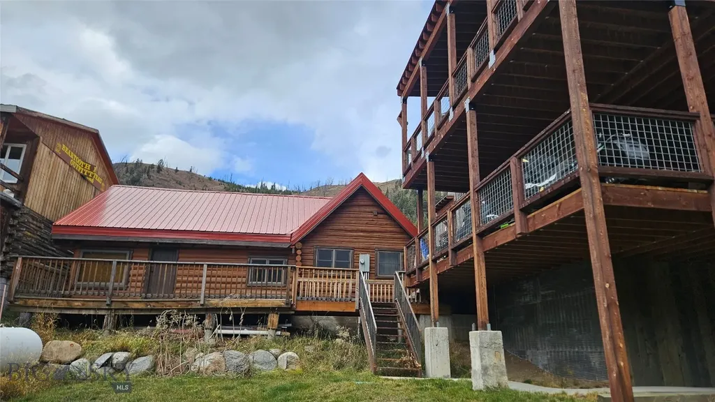 304 Main E Cooke City MT 59020