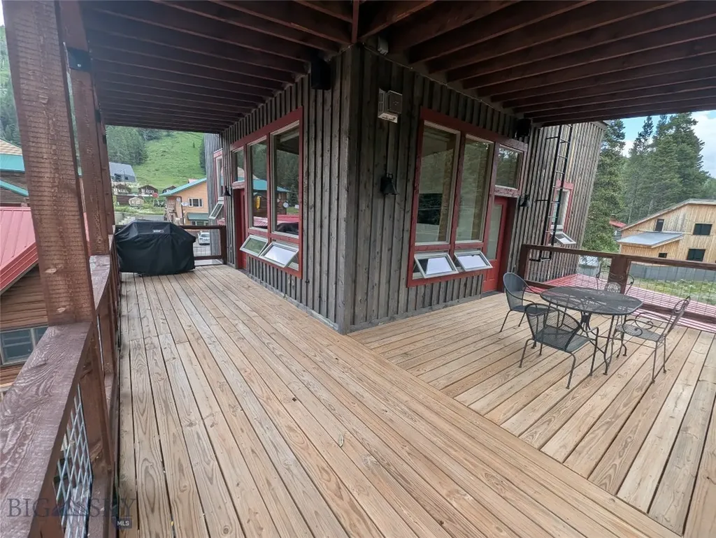 304 Main E Cooke City MT 59020