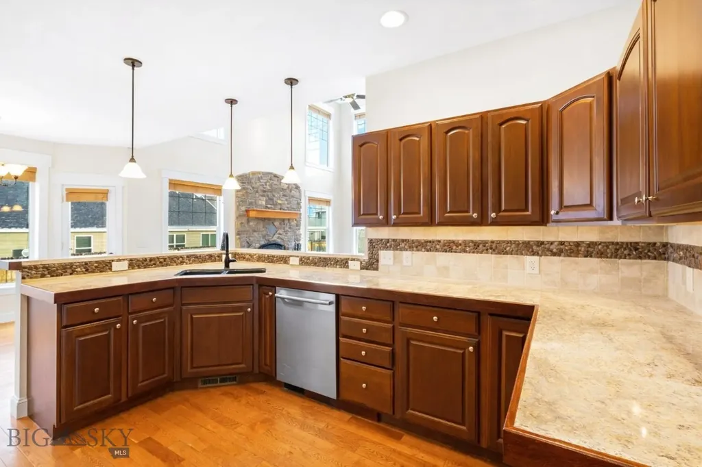 2475 Rose Street Bozeman MT 59718