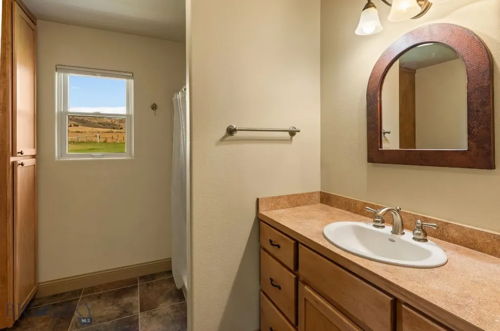 55 Mountain View Sheridan MT 59749