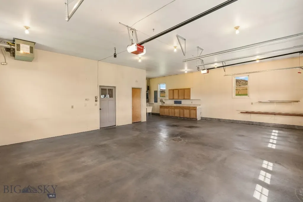 55 Mountain View Sheridan MT 59749