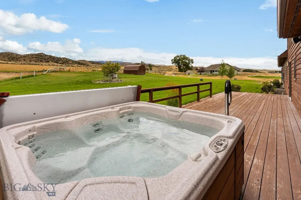 55 Mountain View Sheridan MT 59749