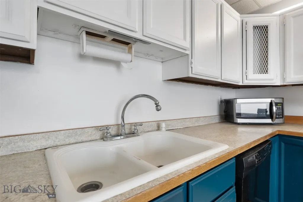1032 S Wyoming Street Butte MT 59701