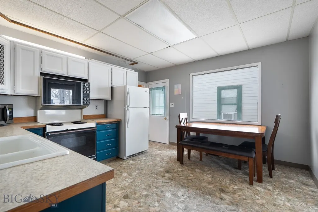1032 S Wyoming Street Butte MT 59701
