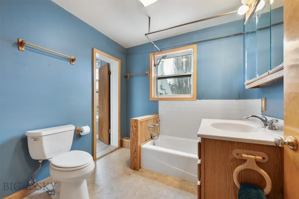 1032 S Wyoming Street Butte MT 59701