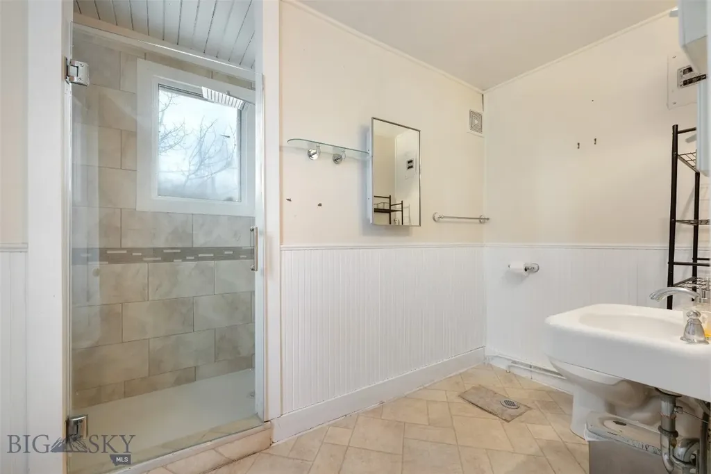 1032 S Wyoming Street Butte MT 59701