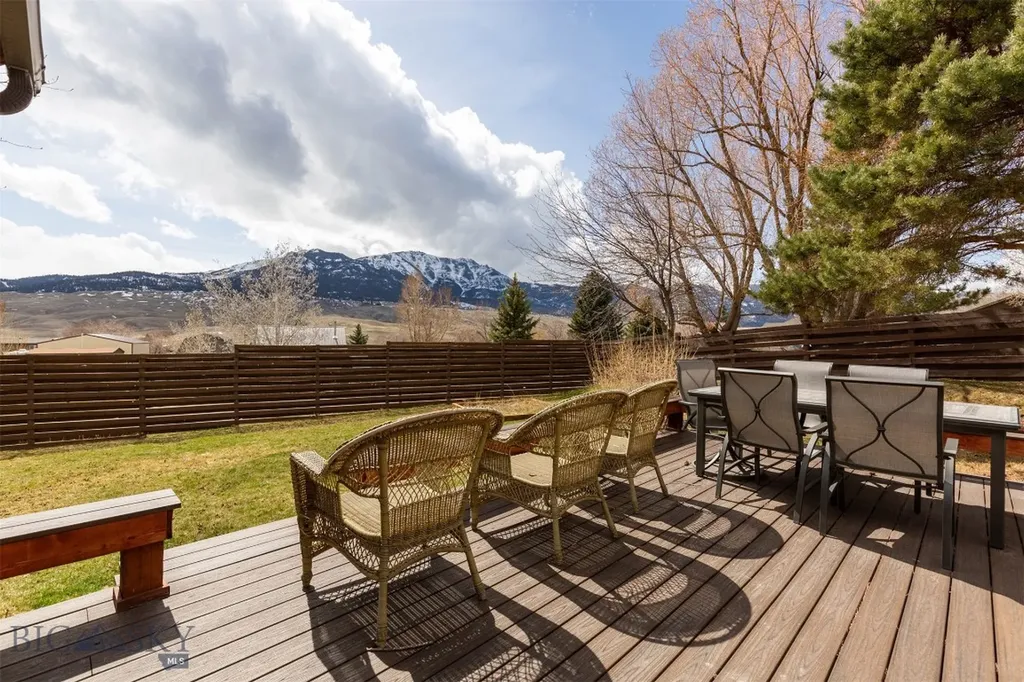 4 Solar Mountain Road Gardiner MT 59030