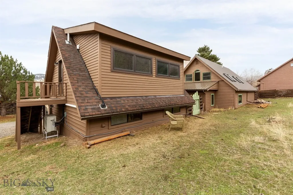 4 Solar Mountain Road Gardiner MT 59030