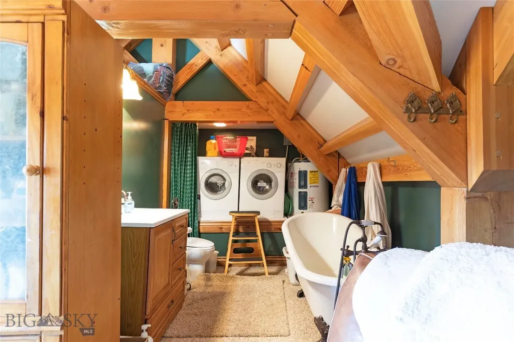 11203 Skinners Meadows Road Jackson MT 59736