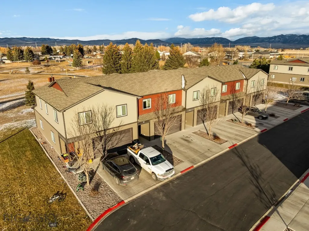 13 & 14 Moreland Court Manhattan MT 59741