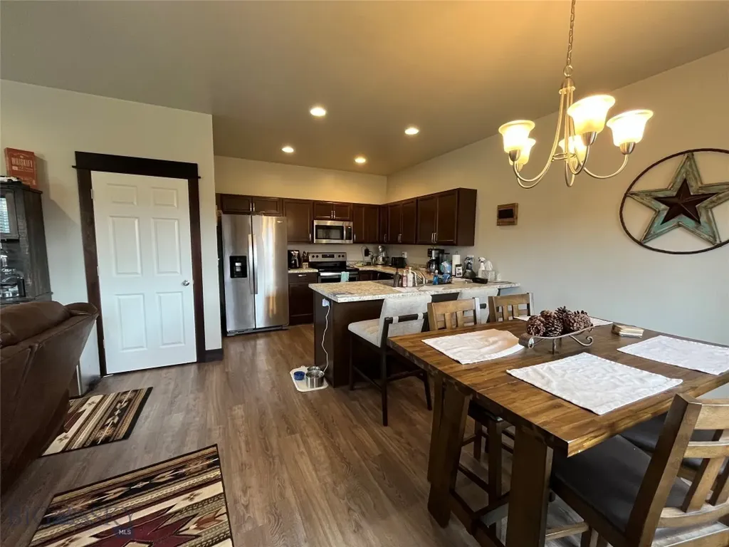 13 & 14 Moreland Court Manhattan MT 59741