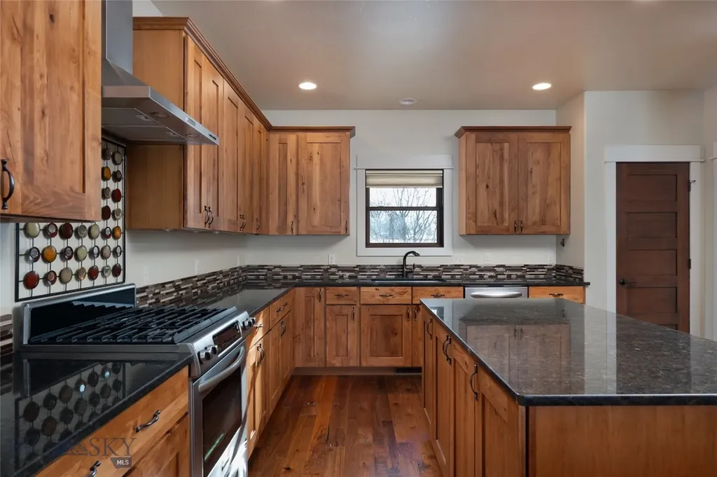 45 Spain Bridge Circle Drive Belgrade MT 59714