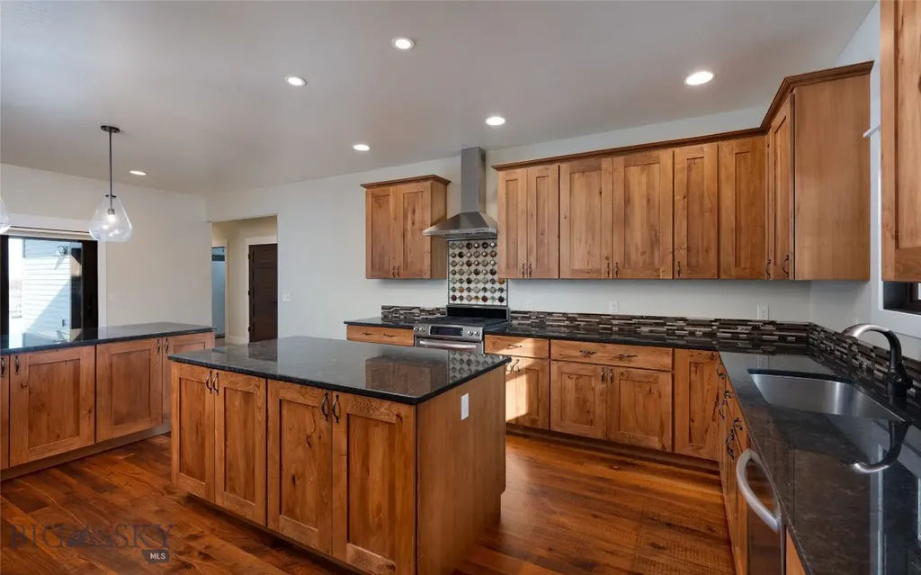 45 Spain Bridge Circle Drive Belgrade MT 59714