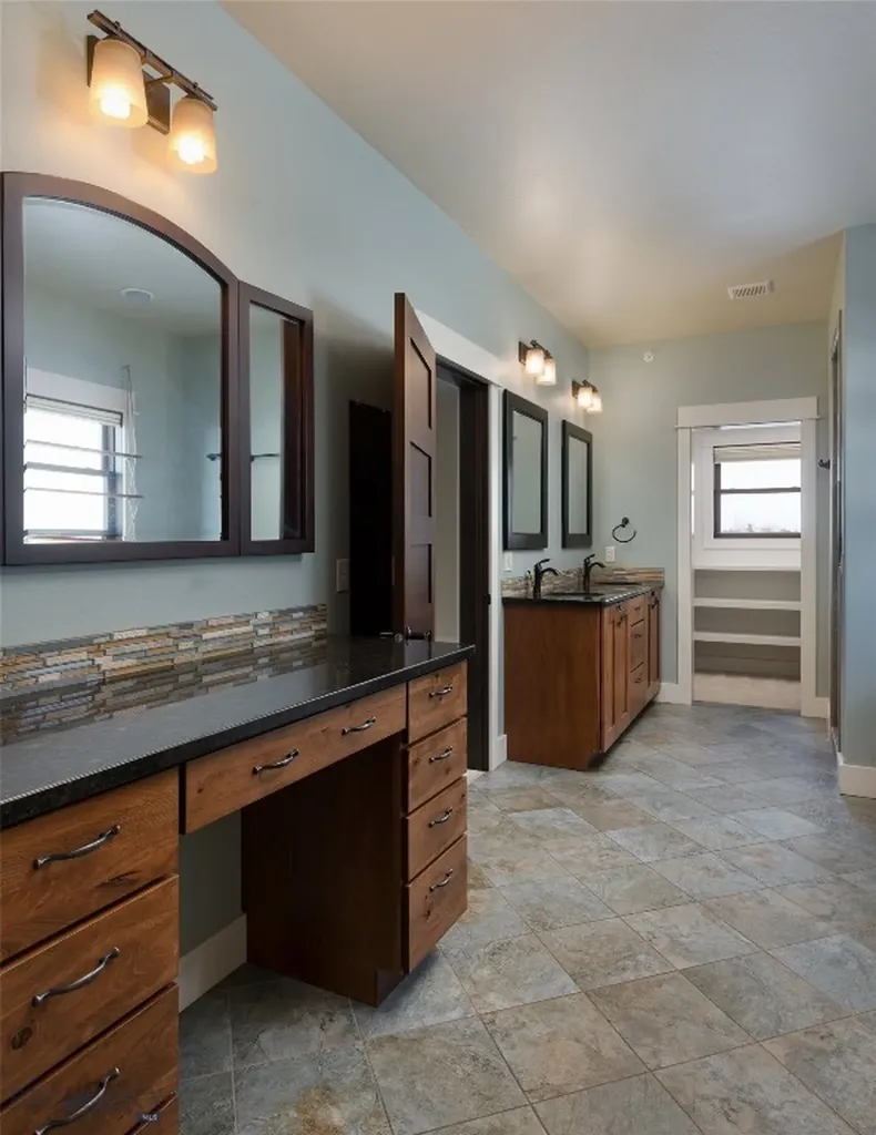 45 Spain Bridge Circle Drive Belgrade MT 59714