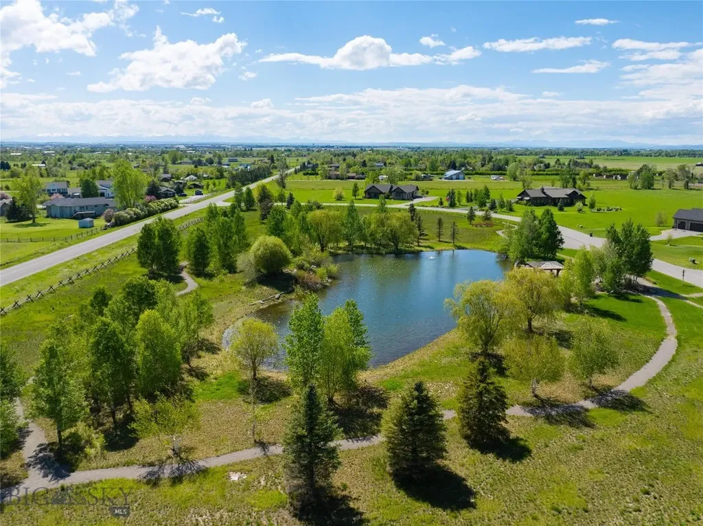 45 Spain Bridge Circle Drive Belgrade MT 59714