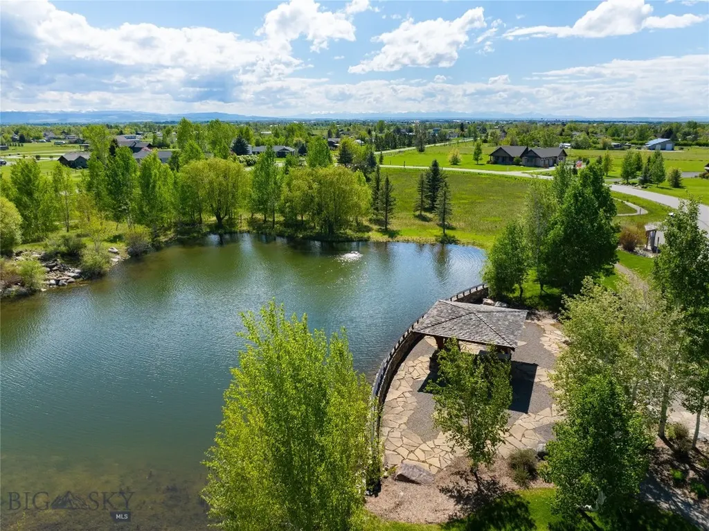 45 Spain Bridge Circle Drive Belgrade MT 59714