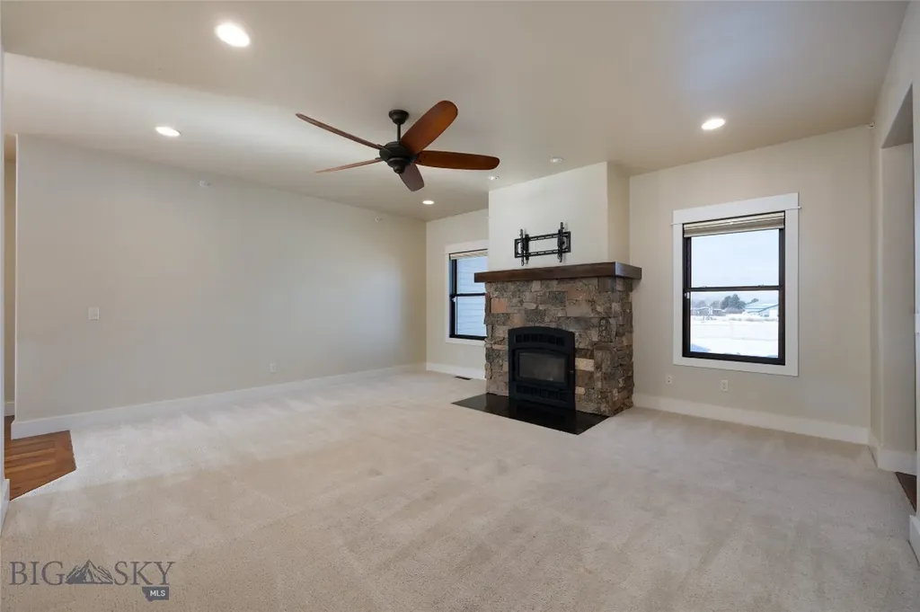45 Spain Bridge Circle Drive Belgrade MT 59714