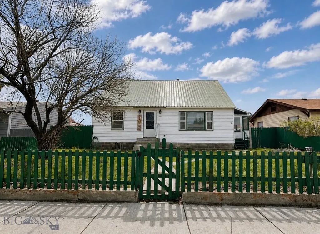 1920 Dewey Butte MT 59701