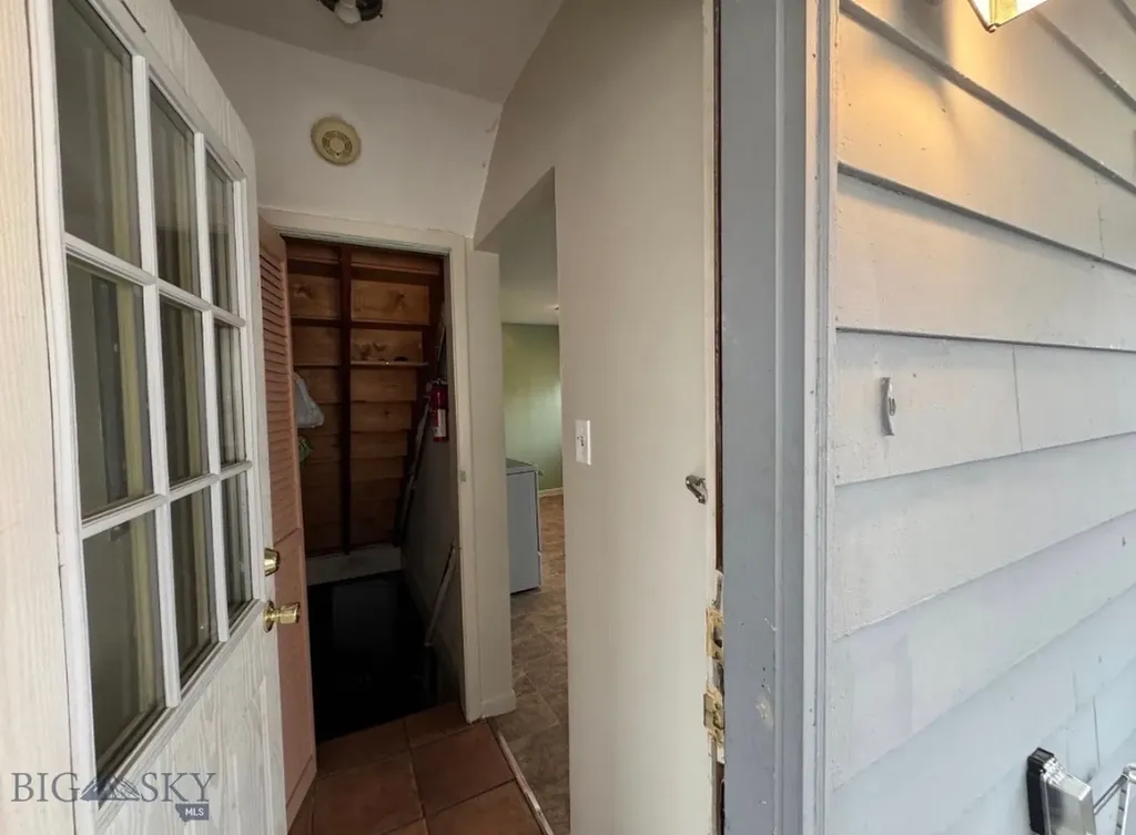 1920 Dewey Butte MT 59701