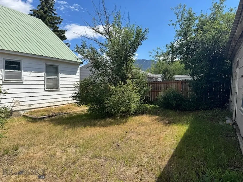 1920 Dewey Butte MT 59701